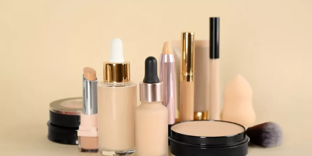 Choose the Right Foundation for Your Skin Type